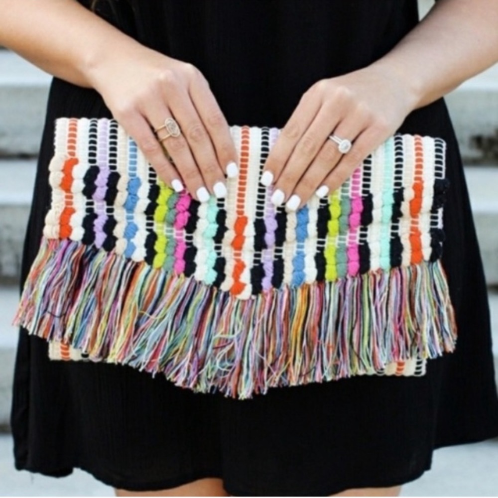 Stella & Dot Taj white fringe envelope clutch bag